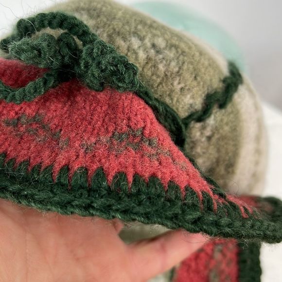 Hand Crafted Wool / Crochet Cloche Bucket Hat Strawberry Shortcake Style… - Picture 5 of 6